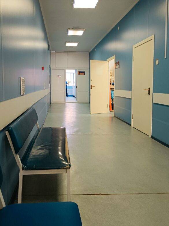 Spital von innen in Kasachstan während Roadtrip mit Van